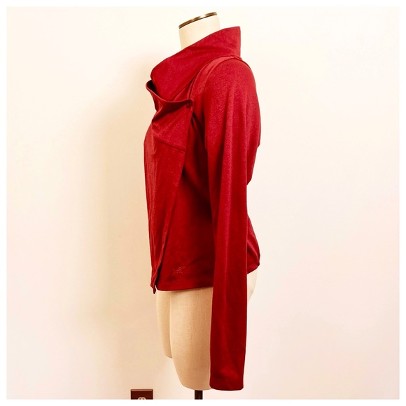 Arc’teryx Yonge Long Sleeve Alwyn Fleece Wrap in Red Size Medium - Picture 7 of 12